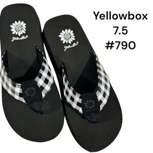 Nw Yellowbox Black/White Plaid Flip Flops Size 7.5